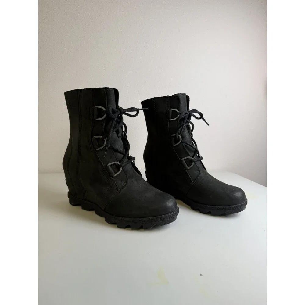 SOREL Womens 8 Joan of Arctic Wedge II Boots Black Leather Waterproof